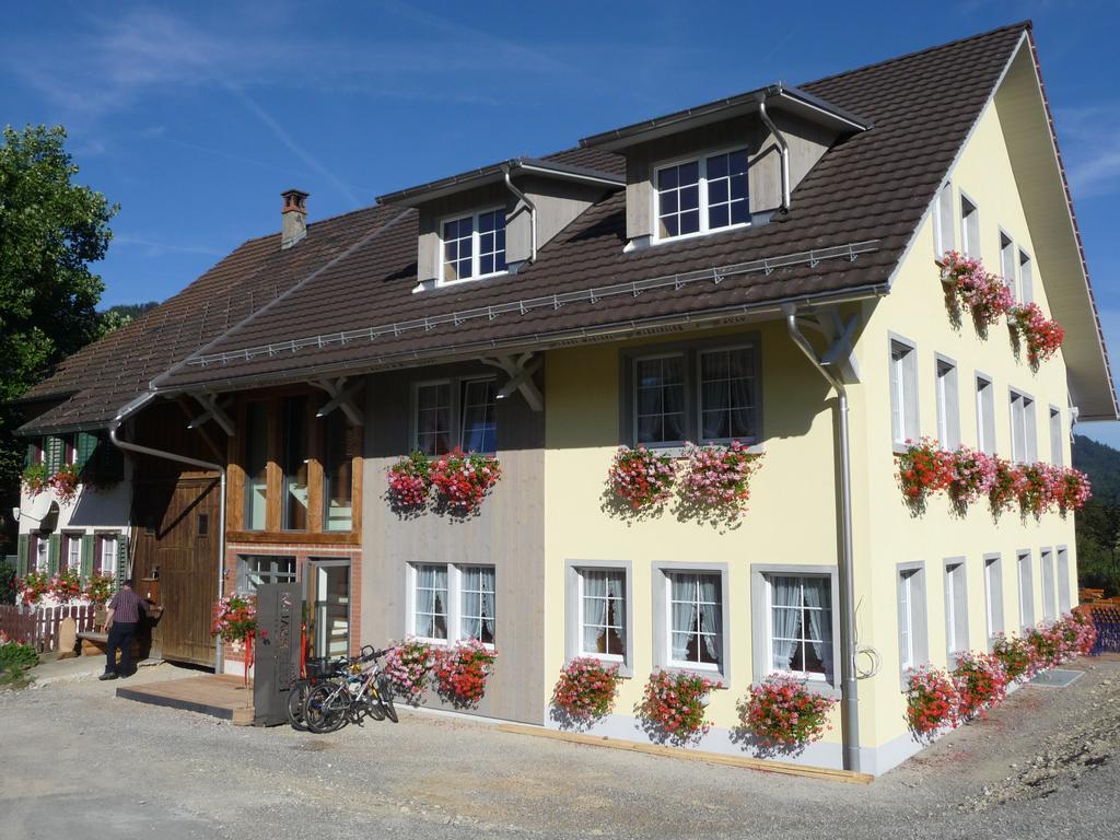 Bed and Breakfast Gästehaus zum Tulpenbaum Turbenthal Exterior foto